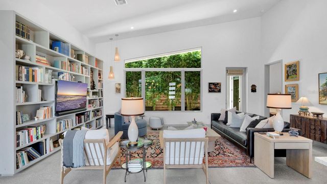 462 W LYMAN AVENUE, Winter Park, FL 32789