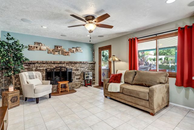 12249 Victoria Falls Drive NE, Albuquerque, NM 87111