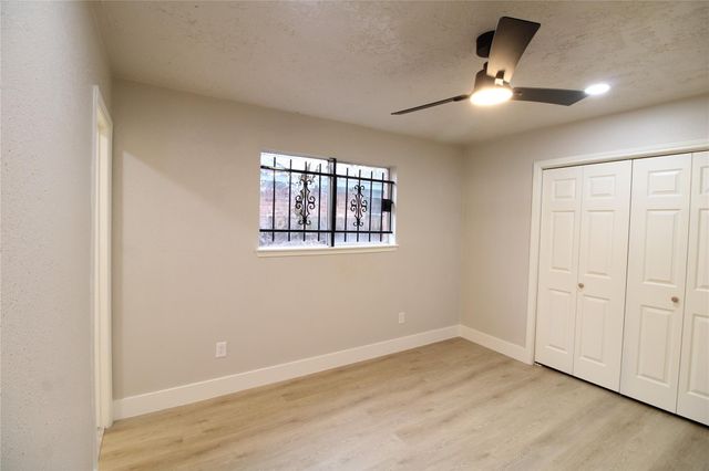 3210 Wuthering Heights Drive, Houston, TX 77045