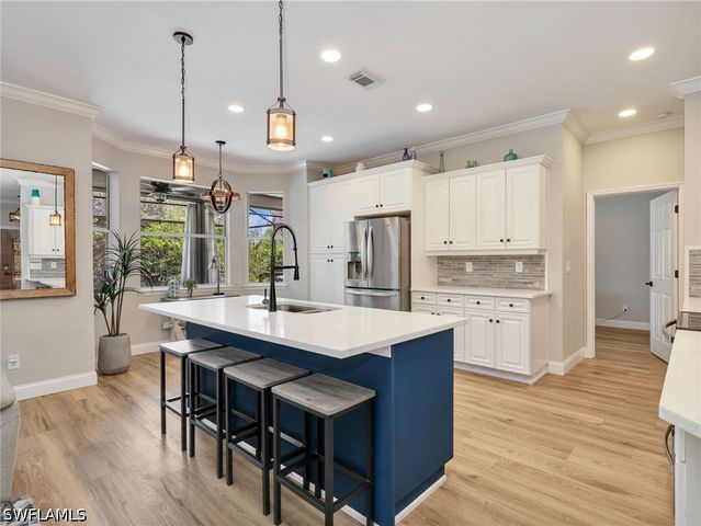 25251 Bay Cedar DR, Bonita Springs, FL 34134