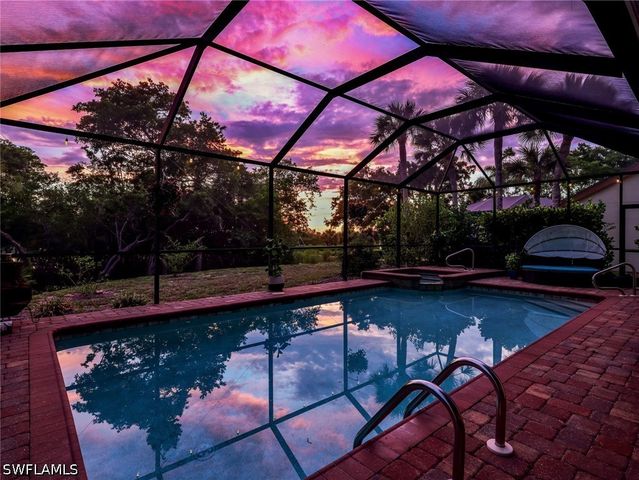 25251 Bay Cedar DR, Bonita Springs, FL 34134