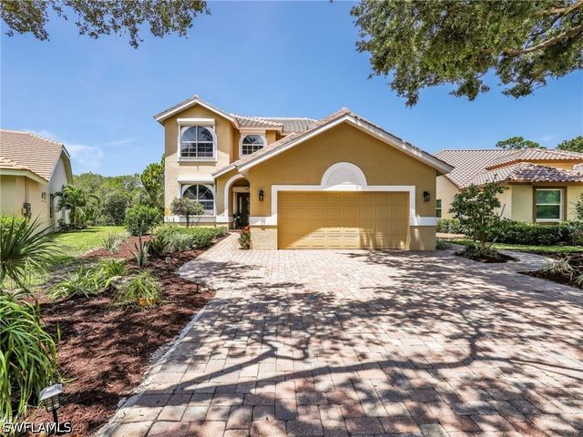 25251 Bay Cedar DR, Bonita Springs, FL 34134