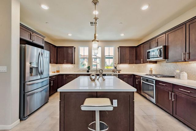 25899 Dollar Street, Hayward, CA 94544
