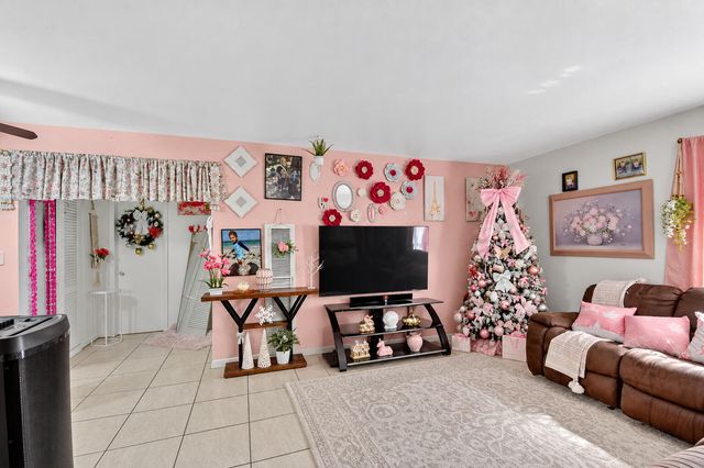 1020 S K Street, Lake Worth Beach, FL 33460