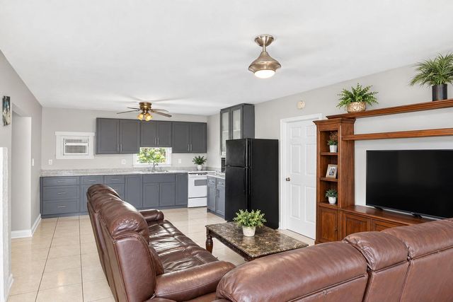 1020 S K Street, Lake Worth Beach, FL 33460