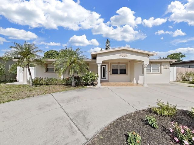 4726 ELDORADO DRIVE, Tampa, FL 33615