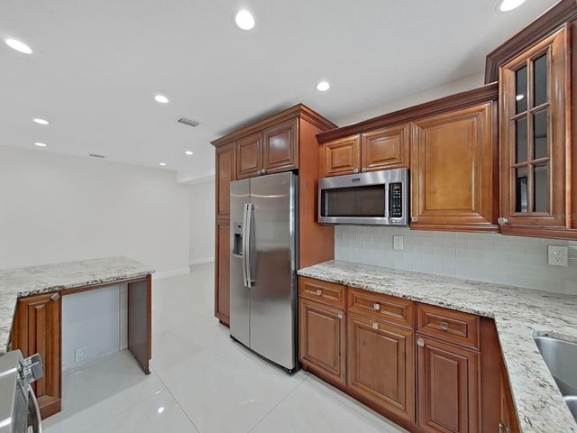 4726 ELDORADO DRIVE, Tampa, FL 33615