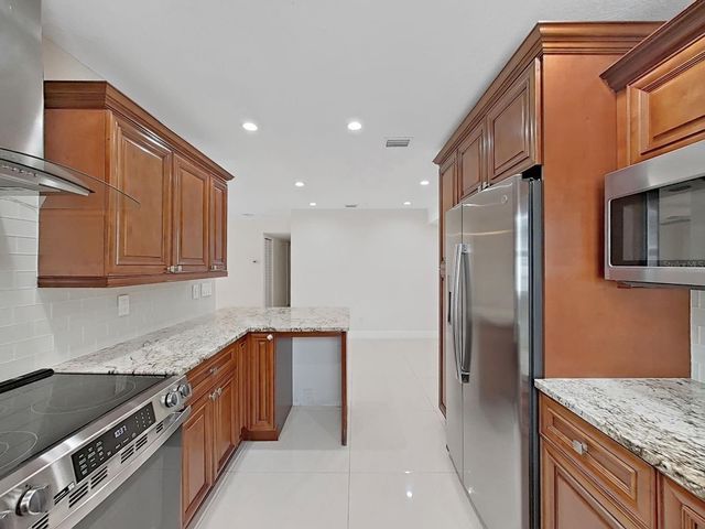 4726 ELDORADO DRIVE, Tampa, FL 33615