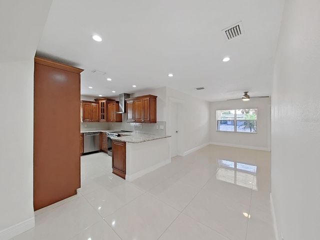 4726 ELDORADO DRIVE, Tampa, FL 33615