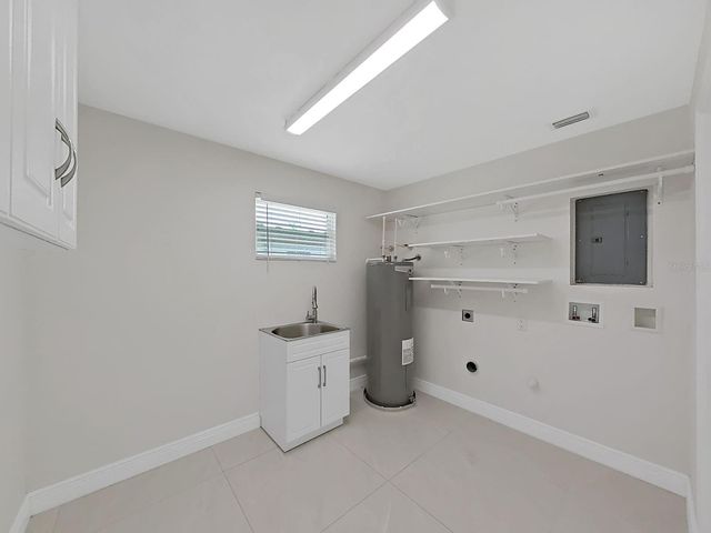 4726 ELDORADO DRIVE, Tampa, FL 33615