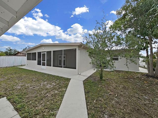 4726 ELDORADO DRIVE, Tampa, FL 33615