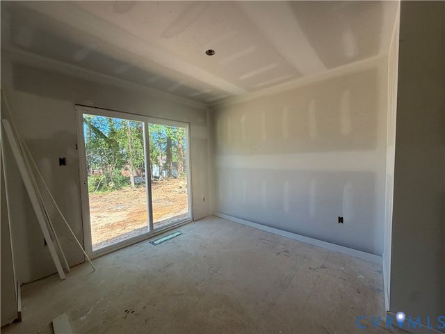 21303 Rutledge Ave, Petersburg, VA 23805