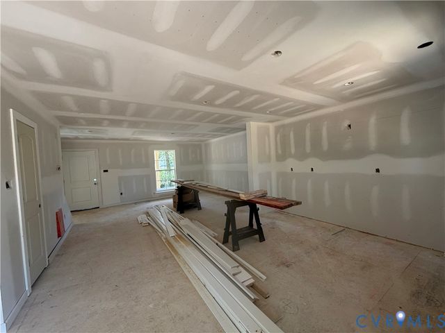 21303 Rutledge Ave, Petersburg, VA 23805