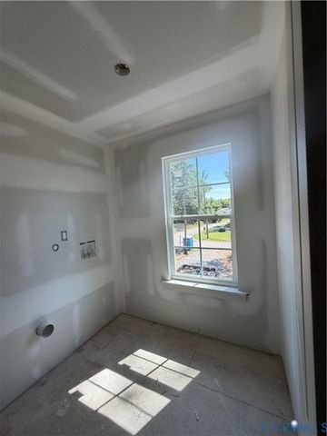 21303 Rutledge Ave, Petersburg, VA 23805