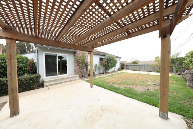 44 Oconnor Circle, Salinas, CA 93906