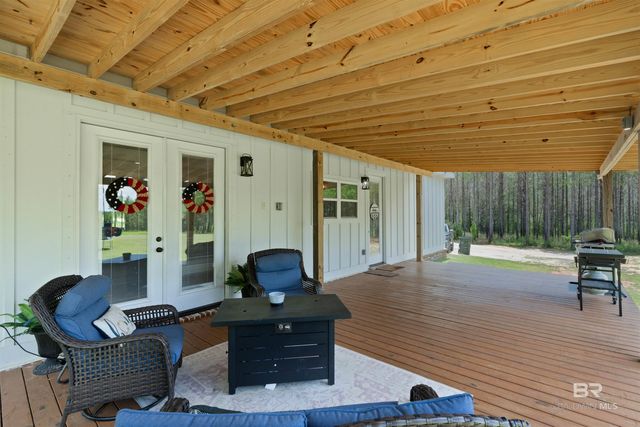 30577 Brady Road, Robertsdale, AL 36567