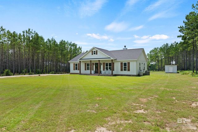 30577 Brady Road, Robertsdale, AL 36567