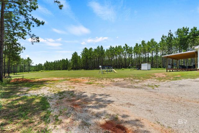 30577 Brady Road, Robertsdale, AL 36567
