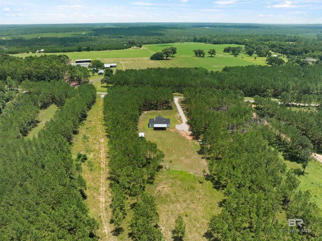 30577 Brady Road, Robertsdale, AL 36567