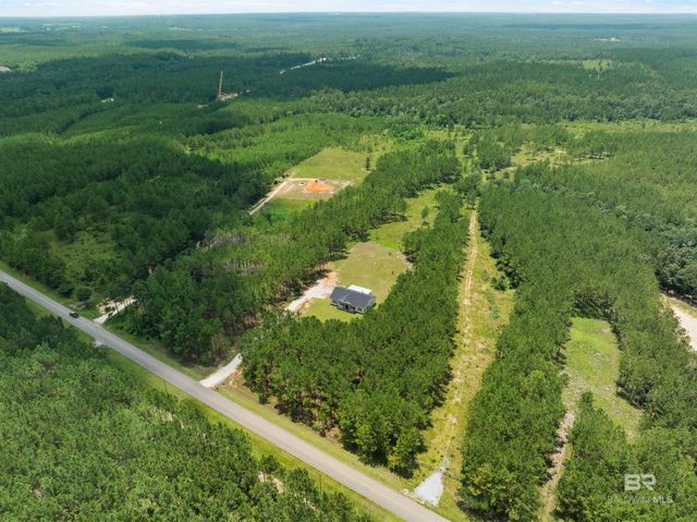 30577 Brady Road, Robertsdale, AL 36567