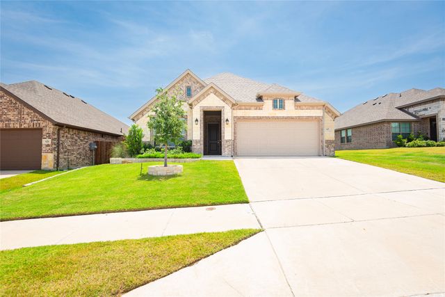717 Long Iron Drive, Fort Worth, TX 76108