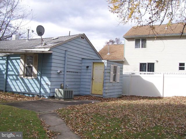 172 BOSTON RD, Pennsville, NJ 08070