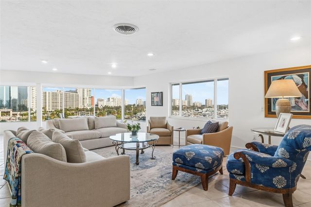 660 GOLDEN GATE POINT 61, Sarasota, FL 34236