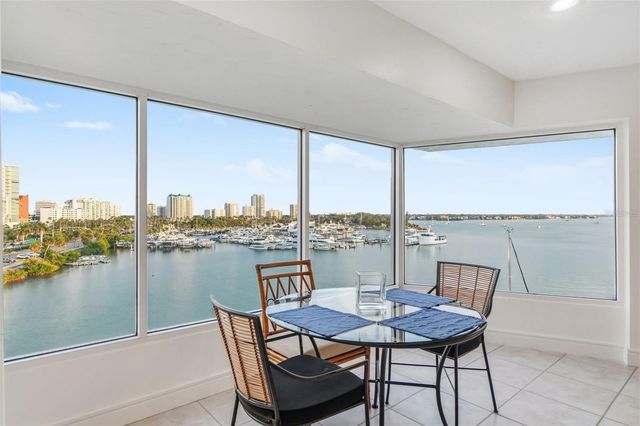 660 GOLDEN GATE POINT 61, Sarasota, FL 34236