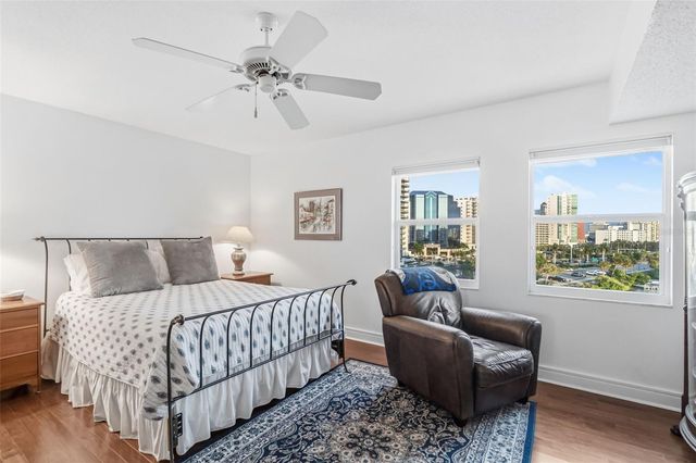 660 GOLDEN GATE POINT 61, Sarasota, FL 34236