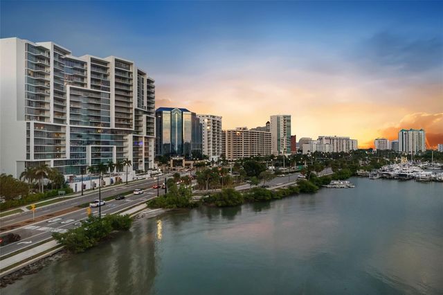 660 GOLDEN GATE POINT 61, Sarasota, FL 34236