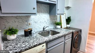 1523 COLONIAL DR #204, Woodbridge, VA 22192