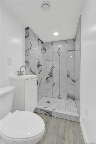 1010 E 230th Street, Bronx, NY 10466
