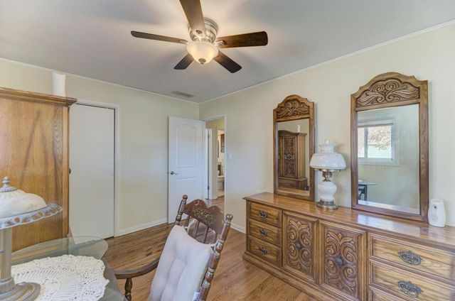 433 N Lincoln Avenue, Villa Park, IL 60181