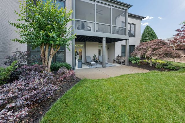 318 Morning Mist Ln, Franklin, TN 37064