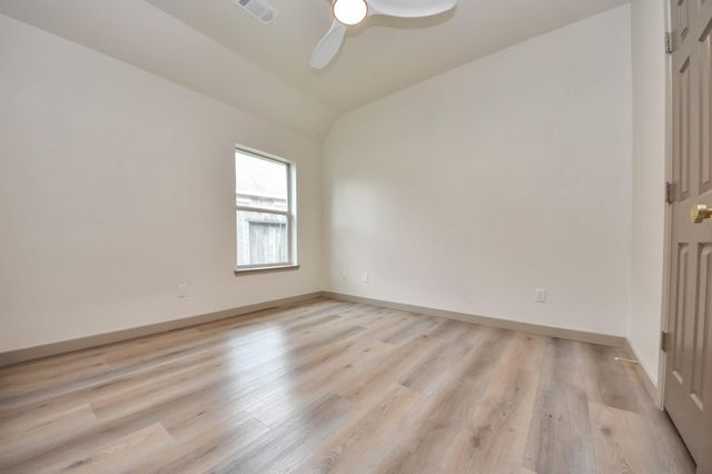 14423 Gadwall Court, Houston, TX 77044