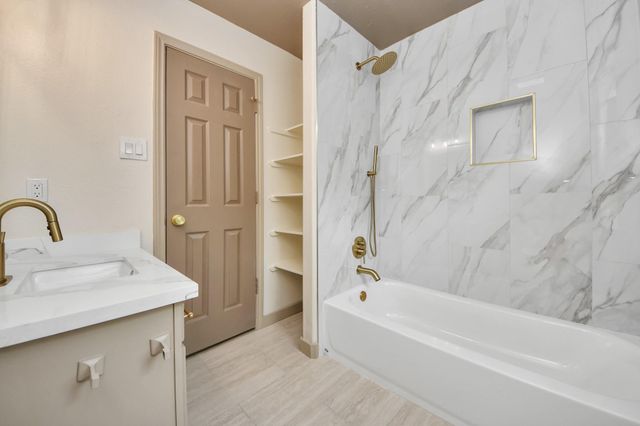 14423 Gadwall Court, Houston, TX 77044