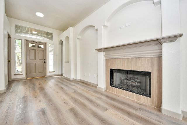 14423 Gadwall Court, Houston, TX 77044