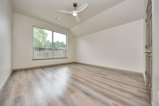 14423 Gadwall Court, Houston, TX 77044