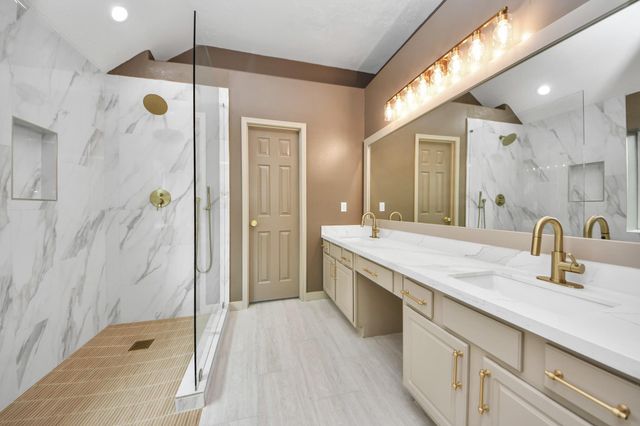 14423 Gadwall Court, Houston, TX 77044