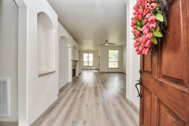 14423 Gadwall Court, Houston, TX 77044