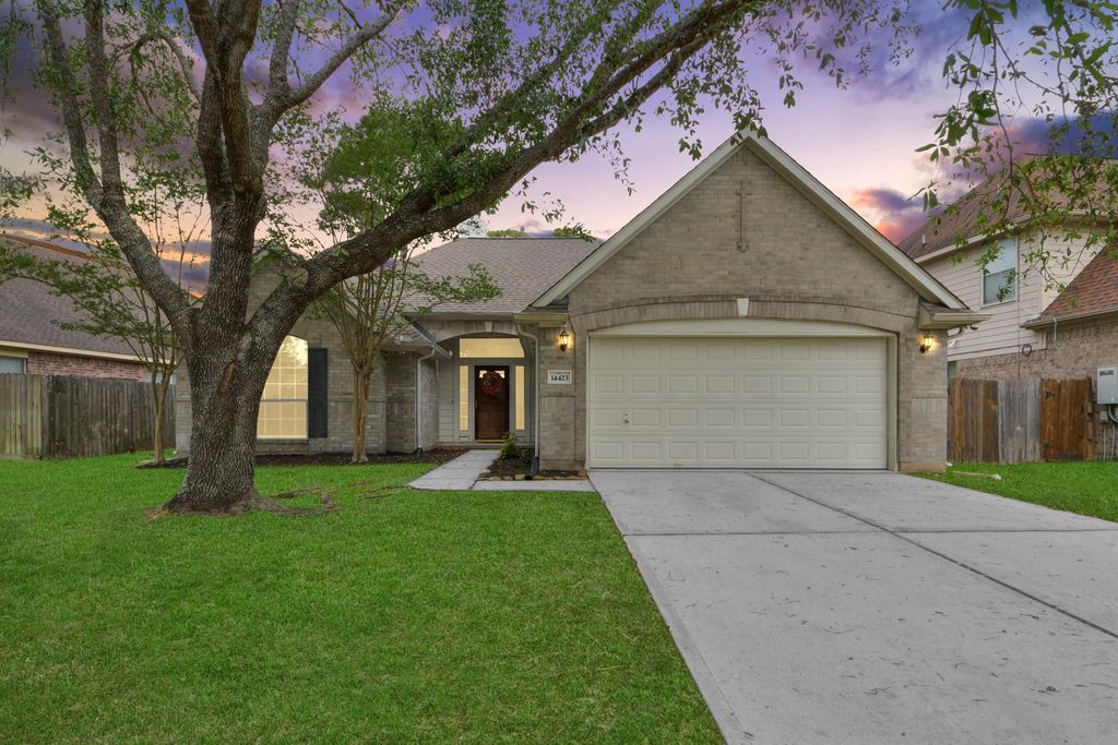 14423 Gadwall Court, Houston, TX 77044