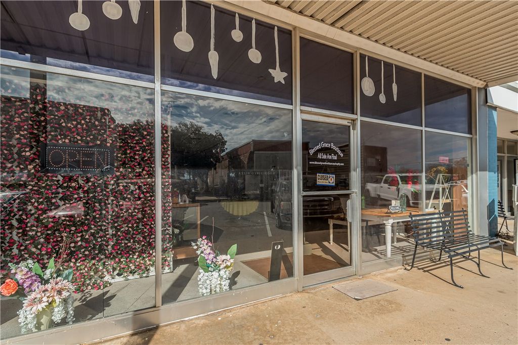 116 West 4th Street, Hearne, TX 77859 — photo 3
