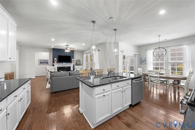 6701 Liege Hl, Moseley, VA 23120