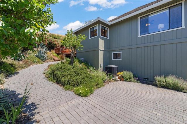 16580 Rustling Oak Court, Morgan Hill, CA 95037