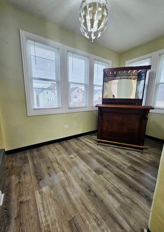 3741 S Honore Street TWO, Chicago, IL 60609