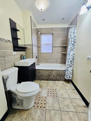 3741 S Honore Street TWO, Chicago, IL 60609