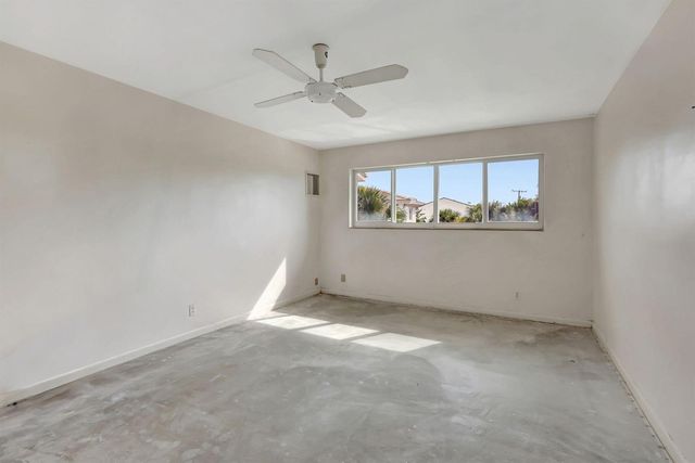 148 Yacht Club Drive 5, North Palm Beach, FL 33408