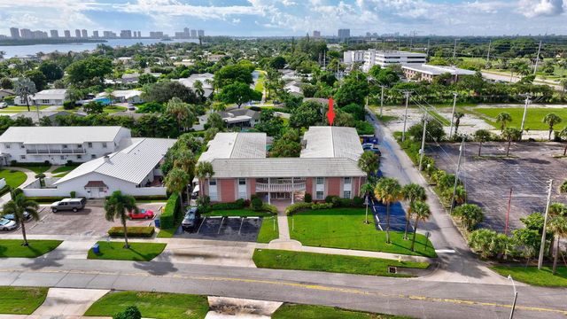 148 Yacht Club Drive 5, North Palm Beach, FL 33408