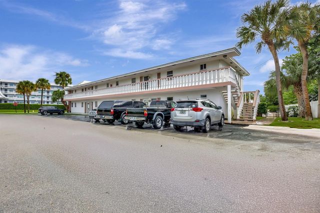 148 Yacht Club Drive 5, North Palm Beach, FL 33408