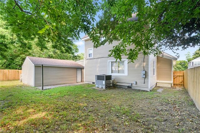 1250 27th ST, Newport News, VA 23607